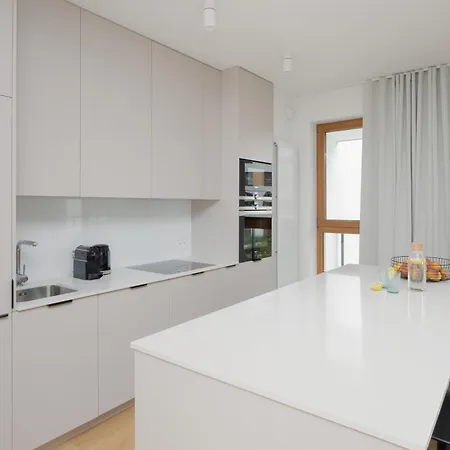 Wola Apartments Ludwiki With Parking And Terrace By Renters Prestige Warsaw Exterior photo