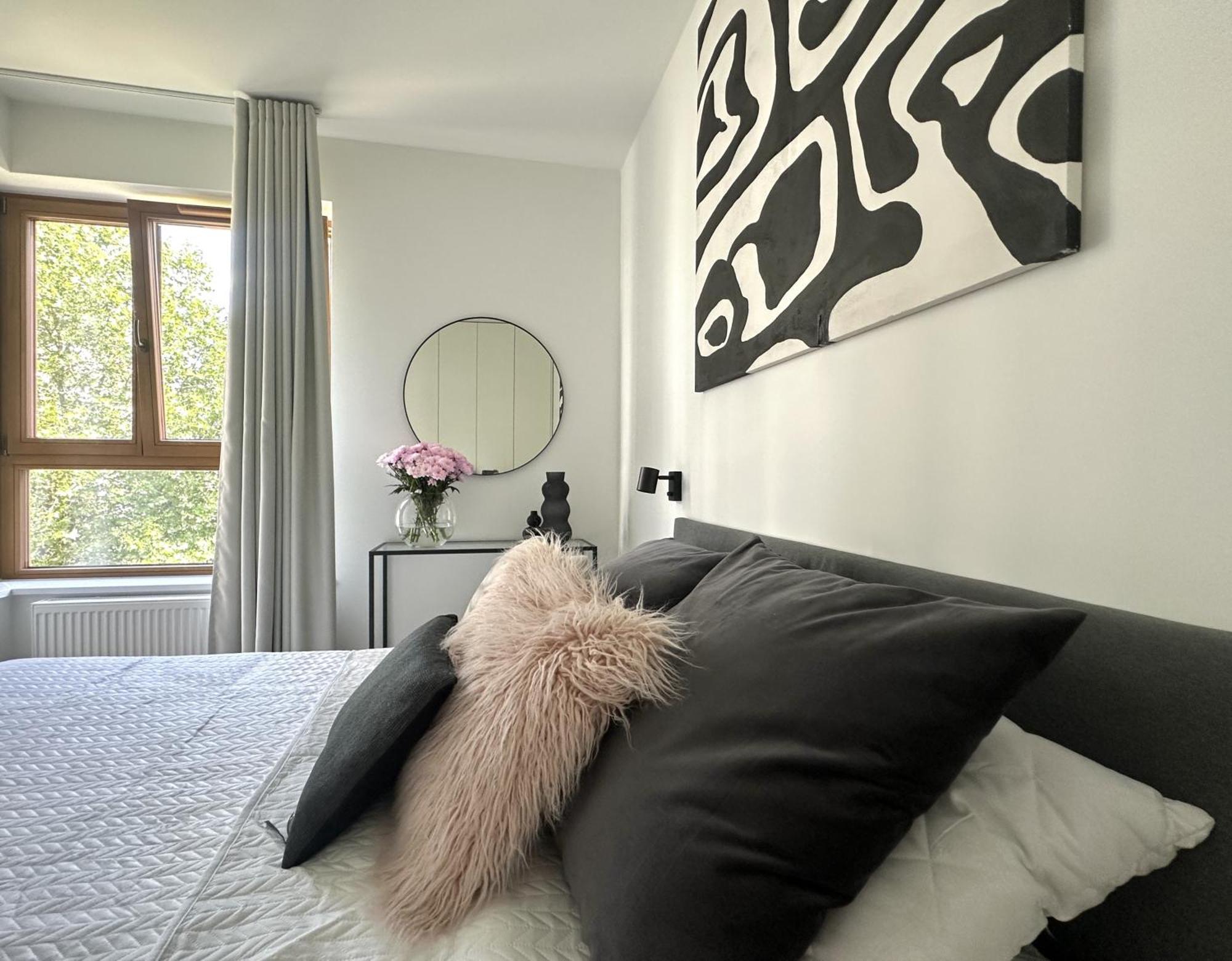 Wola Ludwiki With Parking And Terrace By Renters Prestige Apartment *